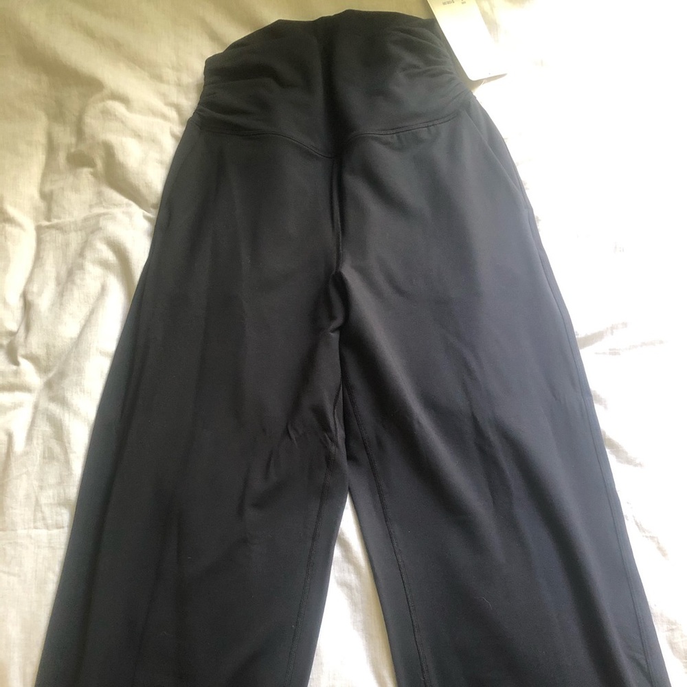 Lululemon Take It Easy Pant - Picture 5 of 6